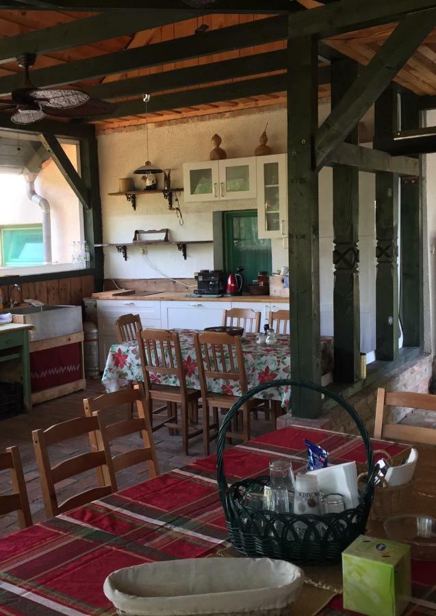Farm House Domaszek ภายนอก รูปภาพ